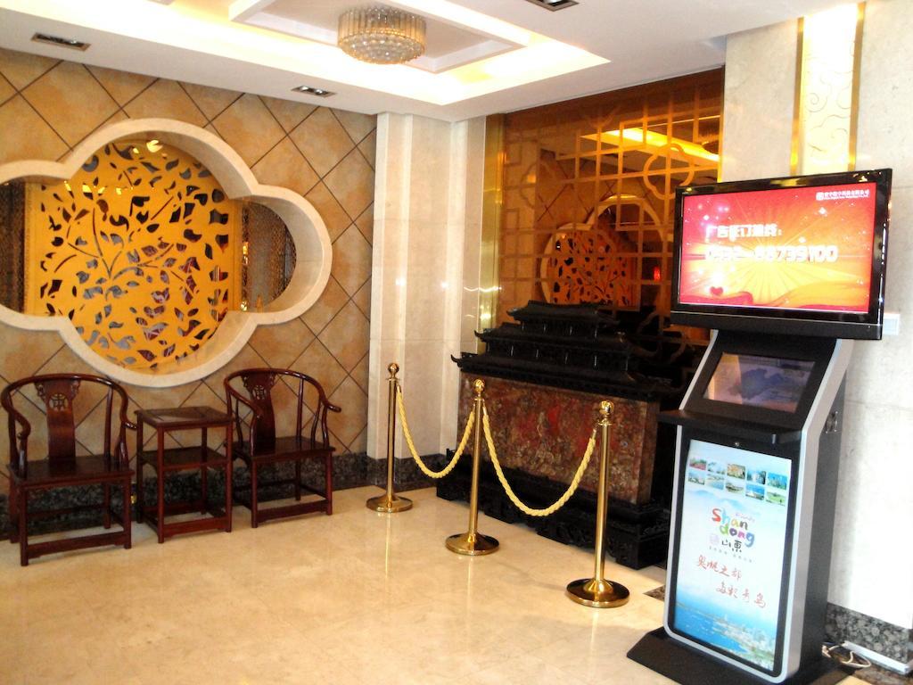 Overseas Chinese International Hotel Qingdao Bagian luar foto